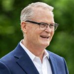 kansas-democrat-begs-kamala-harris-not-to-campaign-with-him,-‘please-do-not-come-to-my-state’