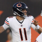 case-keenum-practices-for-bears-amid-caleb-williams,-tyson-bagent-uncertainty