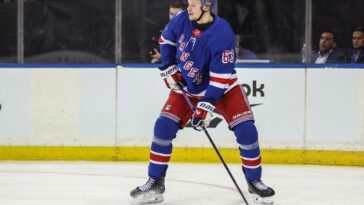 alberts-smits-impressing-rangers-vets-—-and-has-convinced-his-blue-line-partner-on-what-his-opening-night-status-should-be
