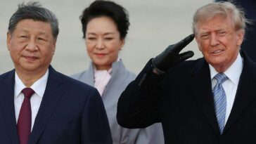 trump-breaks-protocol-to-show-xi-who’s-boss-—-with-the-help-of-b-1-bombers