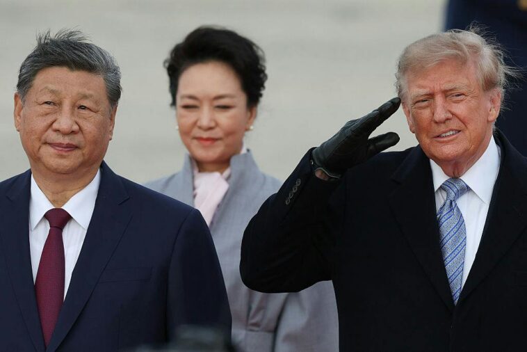 trump-breaks-protocol-to-show-xi-who’s-boss-—-with-the-help-of-b-1-bombers