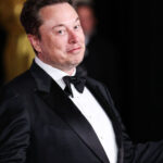 paramount-reportedly-weighs-elon-musk-as-investor-in-warner-bros.-deal-that-would-put-cnn-and-cbs-under-one-roof