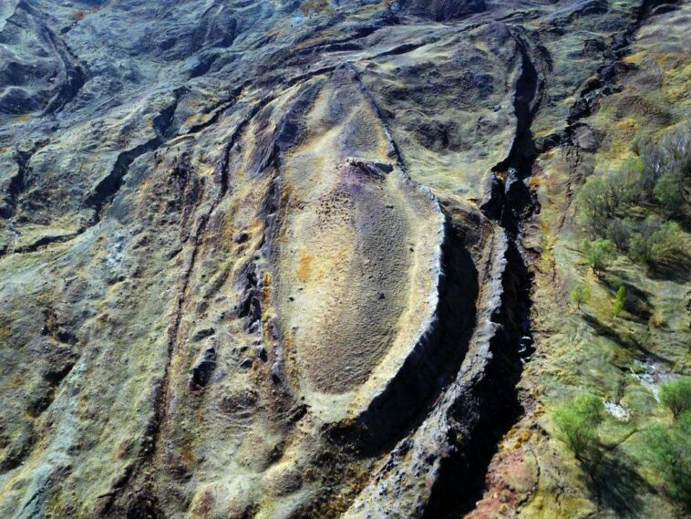 researchers-make-astonishing-discovery-in-hunt-for-noah’s-ark