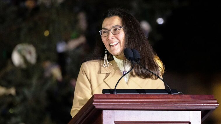 dem-senate-hopeful-rocked-by-explosive-ex-aide-claims-as-campaign-cites-‘hardest-period-of-her-life’