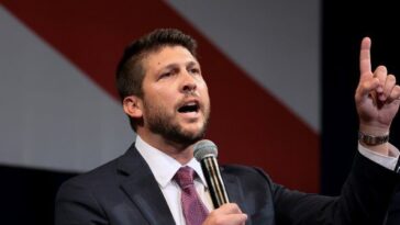 florida-ag-james-uthmeier:-sarasota-teacher-‘tried-to-cancel’-eighth-grader-for-his-conservative-views