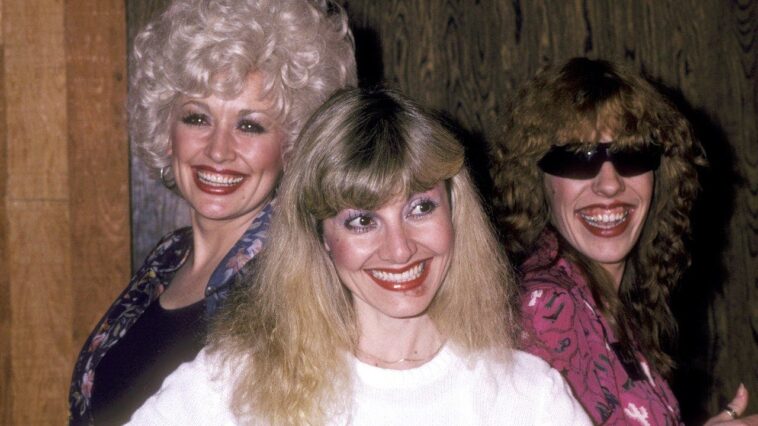 dolly-parton’s-sisters-push-back-on-feud-rumors-after-nephew’s-legal-battle-with-star’s-estate-erupts