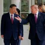 watch:-xi-descends-into-laughter-as-trump-shows-off-‘president-autopen’-picture-in-place-of-joe-biden’s-portrait