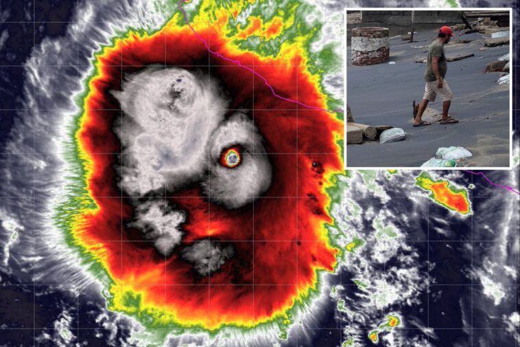 weather-watchers-freak-out-as-‘death-band’-appears-on-hurricane-polo:-‘weird-looking-storm’