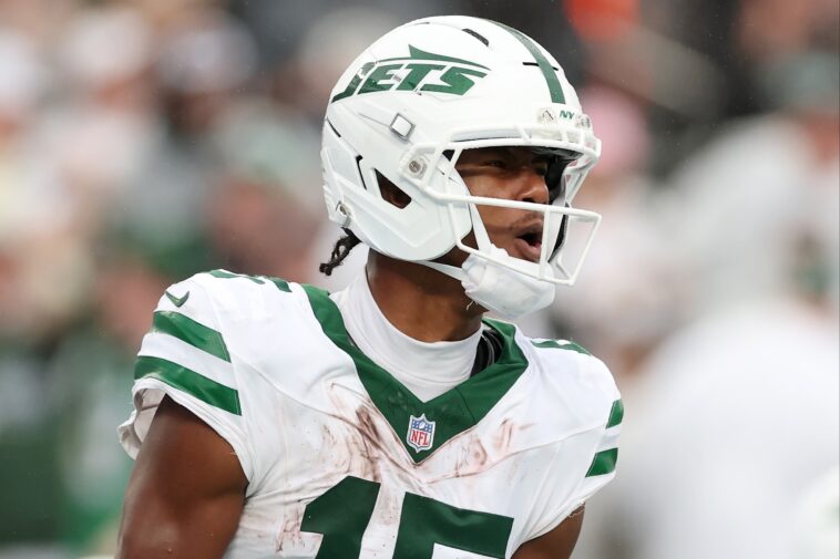 adonai-mitchell’s-status-uncertain-in-latest-jets-injury-concern