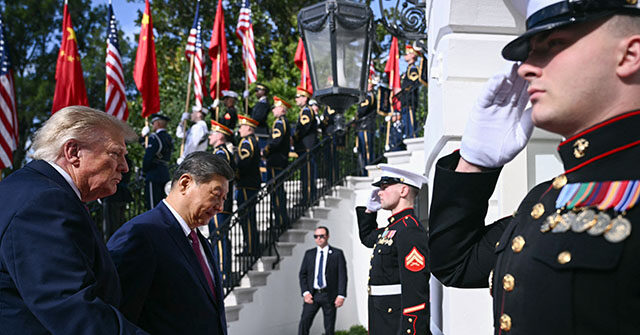 watch:-trump-hosts-xi-in-pomp-filled-ceremony