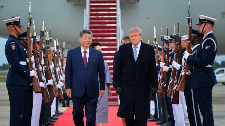 ‘red-carpet-for-a-despot’:-trump’s-lavish-xi-welcome-collides-with-gop-anti-communism-message