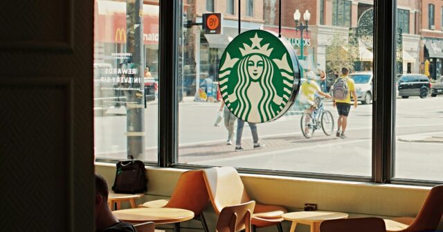 starbucks-closing-250-stores-in-north-america-following-more-than-600-shuttered-last-year