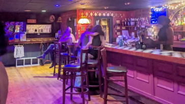 massachusetts-communist-party-chapter-attacks-boston-globe-over-lesbian-bar-story
