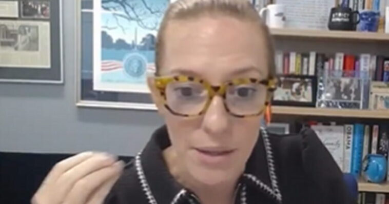 laughable:-biden-press-secretary-jen-psaki-lectures-about-the-importance-of-media-‘holding-power-to-account’-(video)