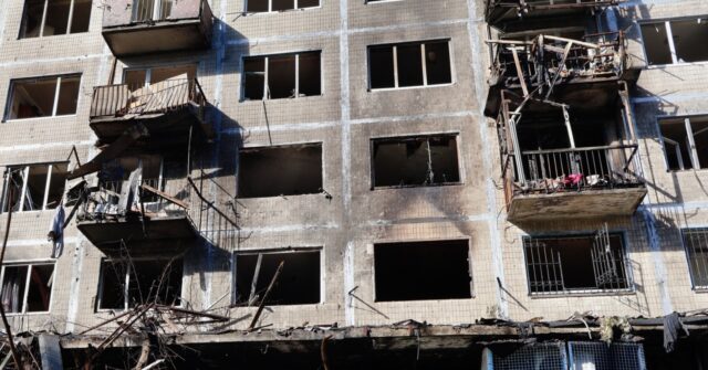 at-least-seven-killed-as-russia-and-ukraine-trade-aerial-strikes