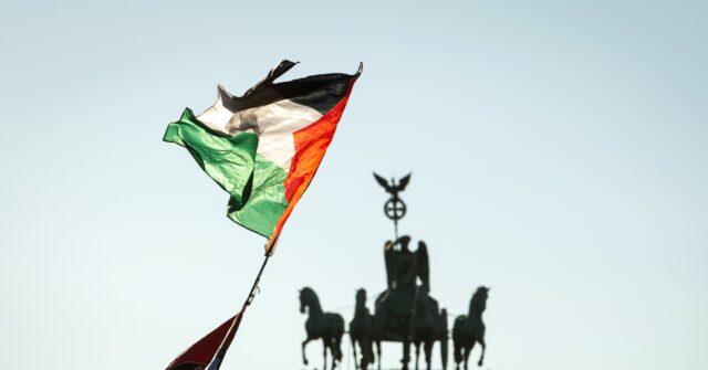 red-green-alliance:-majority-of-muslim-voters-backed-victorious-far-left-die-linke-party-in-berlin-elections