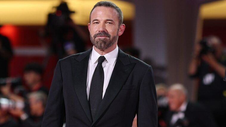 ben-affleck-admits-his-teenager-roasted-his-dating-history-while-at-dinner