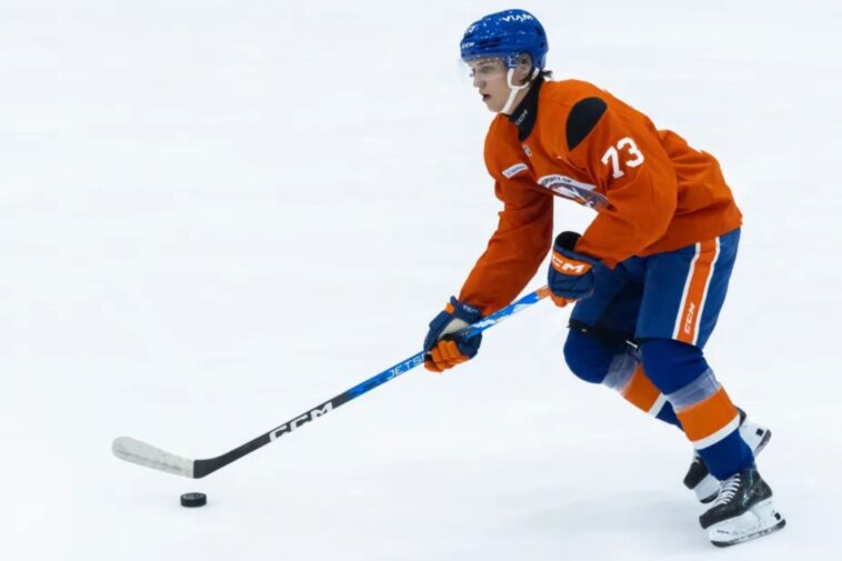victor-eklund-giving-islanders-every-reason-to-keep-him-on-roster
