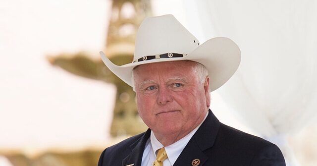 tx-agriculture-commissioner:-even-people-here-legally-staying-out-of-public-due-to-fear-of-being-arrested