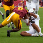 oregon-ducks-qb-dante-moore-carted-off-the-field-after-a-vicious-hit-to-the-head-against-usc