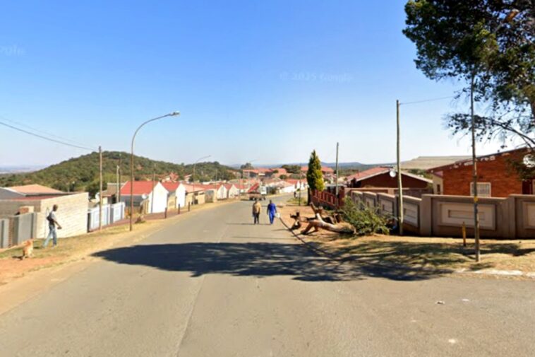 south-africa-police-launch-manhunt-after-17-killed-in-tavern-shooting