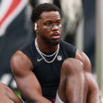 report:-nfl-orders-texans’-azeez-al-shaair-to-remove-palestinian-girl’s-name-from-eye-black