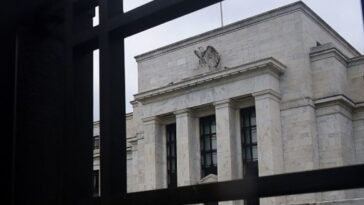 your-credit-cards-are-going-to-feel-the-fed’s-rate-hike-–-but-there-could-be-an-upside-for-savers