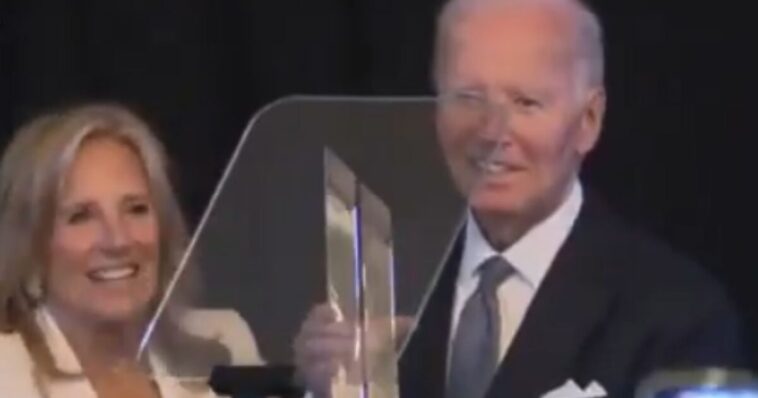 watch:-joe-biden-accepts-planned-parenthood-award-with-rambling-speech