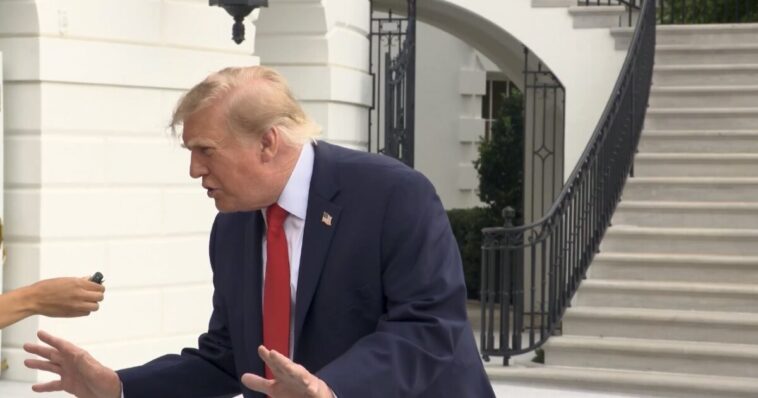 watch:-“quiet!”-–-trump-nukes-reporter-asking-about-cnn-ban