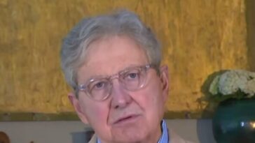 kennedy:-‘when-the-berlin-wall-fell,-who-ran-to-which-side?-socialism-is-for-morons’
