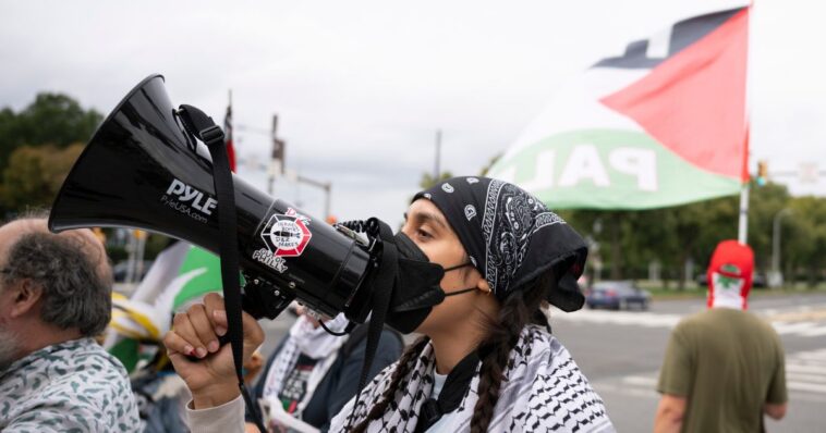 ‘palestinian-rachel-dolezal’:-woke-activist-exposed-for-faking-black-arab-racial-identity-–-she’s-white