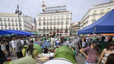eviction-of-87-year-old-sparks-encampment-protest-in-madrid-over-housing-crisis