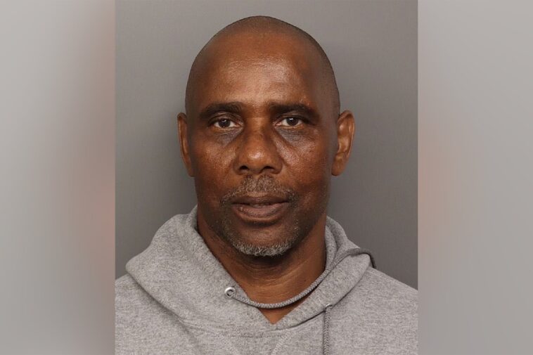 police-hunt-sexually-violent-predator-who-vanished-after-gps-‘tamper-mode’-alert