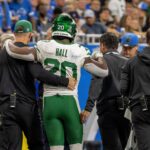 breece-hall’s-rough-jets-day-ends-with-in-injury-scare
