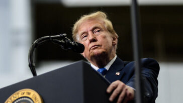 poll:-trump’s-approval-rating-drops-to-new-low-as-midterms-loom
