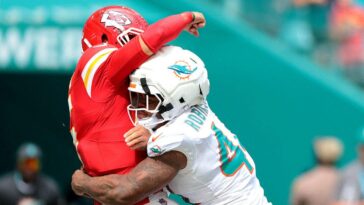 nfl’s-most-debated-week-3-call-has-people-wondering-how-to-defy-gravity-when-hitting-patrick-mahomes