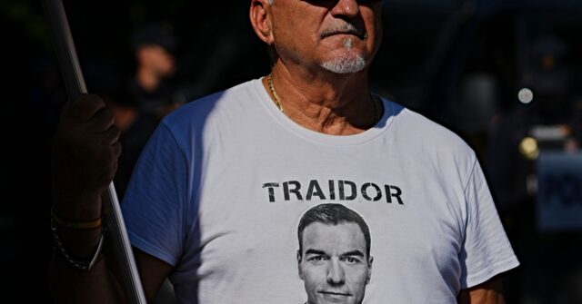 watch-—-‘it’s-not-immigration,-it’s-an-invasion,’-ceuta-residents-stage-protest-sit-in