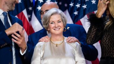 trump’s-chief-of-staff-credits-an-unlikely-weapon-in-her-cancer-fight