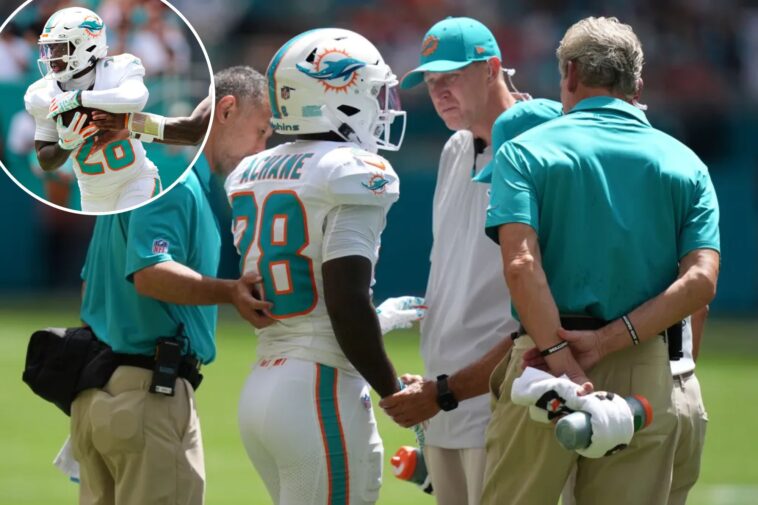 de’von-achane-has-torn-acl-as-miserable-dolphins-season-already-veering-toward-disaster