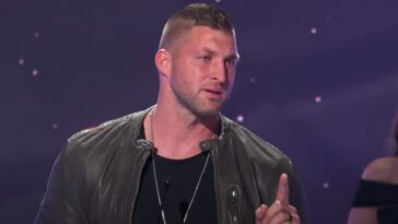 tim-tebow-announces-he’s-‘pausing’-relationship-with-christian-group-targeted-by-liberal-reporter