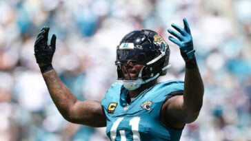 watch:-jags’-josh-hines-allen-has-heated-confrontation-with-nfl-ball-boy