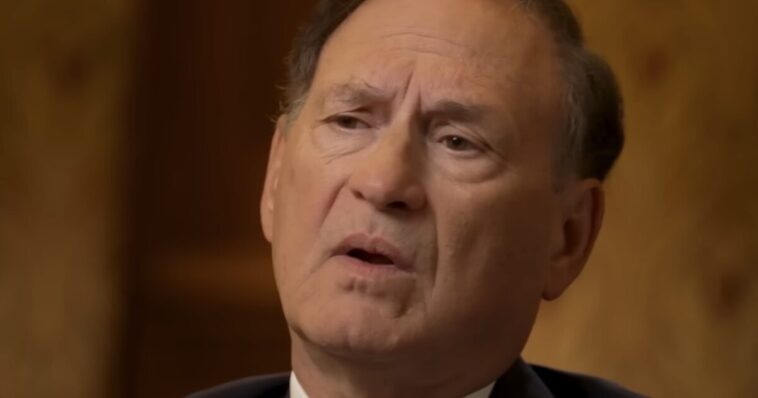 in-surprise-move,-supreme-court-justice-alito-recuses-from-blockbuster-climate-case