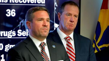 top-fbi-official,-conservative-favorite-to-leave-agency-after-year-on-job
