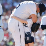 watch:-justin-verlander’s-daughter-turns-final-mound-visit-into-unforgettable-goodbye