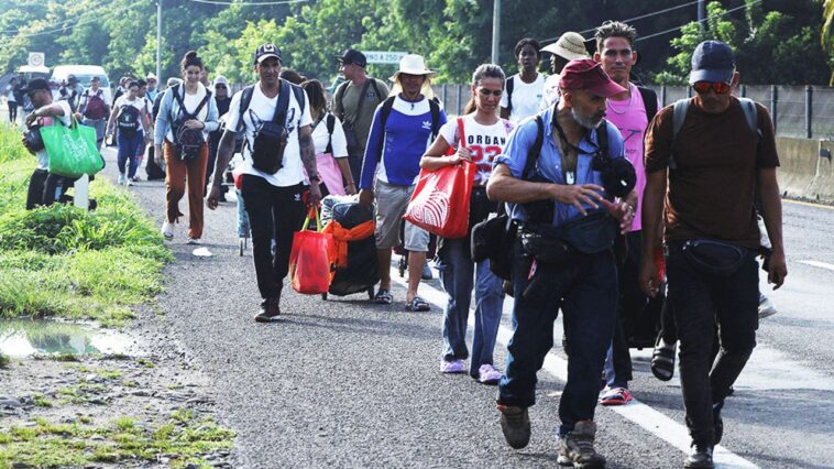 dhs-send-ominous-warning-as-migrant-caravan-heads-toward-us-mexico-border-from-honduras