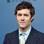‘nobody-wants-this’-star-accuses-israel-of-‘genocide’