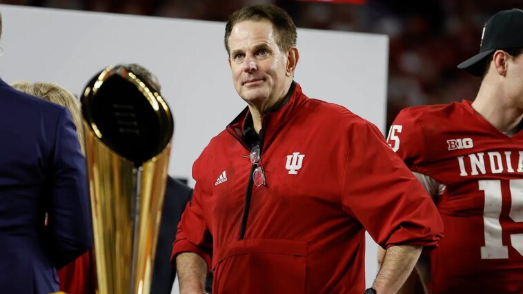 will-the-college-football-playoff-selection-committee’s-new-rules-make-their-rankings-better?