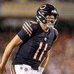 case-keenum’s-performance-in-win-over-eagles-should-tell-bears-this:-don’t-rush-back-caleb-williams