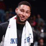 reporters-caught-on-hot-mic-gossiping-about-how-annoying-but-attractive-ben-simmons-and-zach-lavine-are