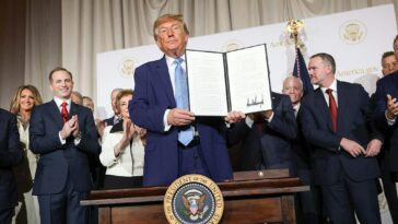 updating-your-passport-just-got-a-whole-lot-easier-with-trump’s-new-website